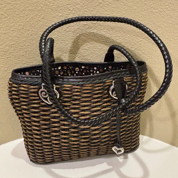 👜Brighton Woven Shoulder Bag Braided Leather Handles Black Tan Bucket - Picture 2 of 10